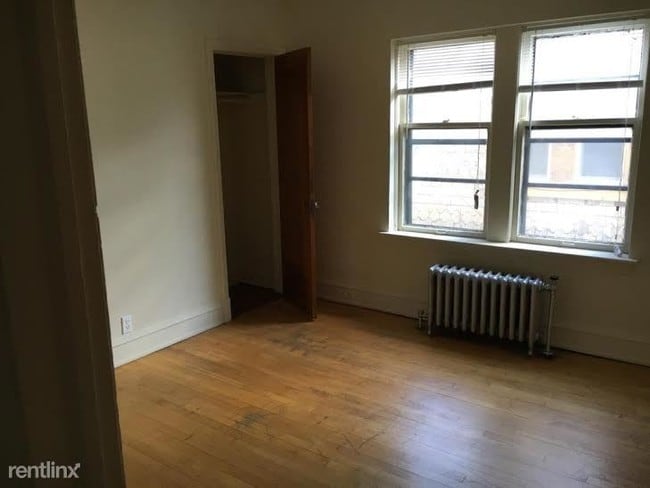 Building Photo - 5237 N 35th St