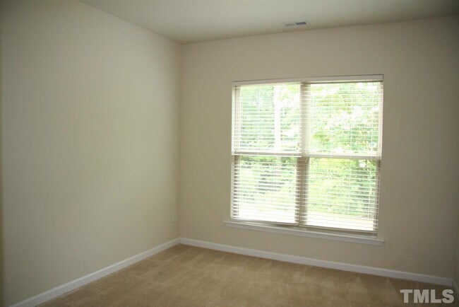 Building Photo - 1349 Cozy Oak Ave