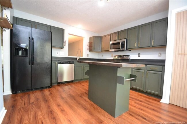 Foto del edificio - 308 Black Bird Ct