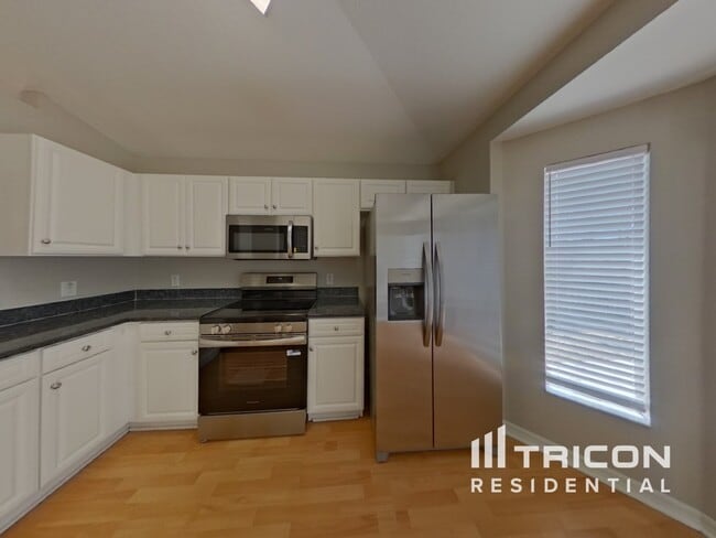 Building Photo - 10608 Navigation Dr
