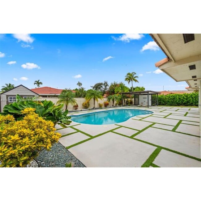 Building Photo - 11380 SW 180th St