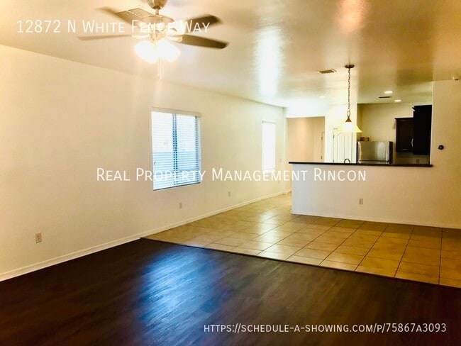 Foto del edificio - 12872 N White Fence Way
