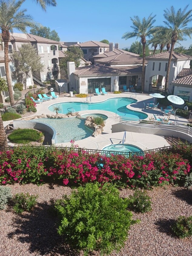 Primary Photo - Stunning Views w/ resort style complex! 1 ...