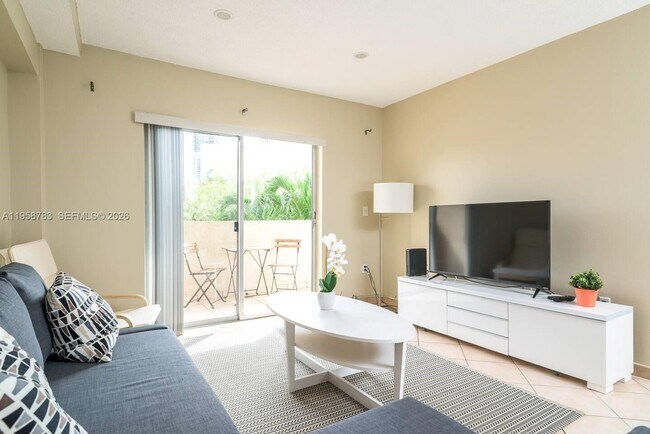 Foto del edificio - 201 180th Dr