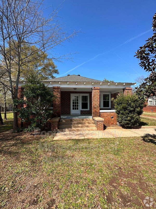 Building Photo - 1208 W Whitner St