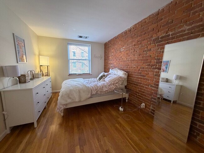 Foto del edificio - 90 Gainsborough St