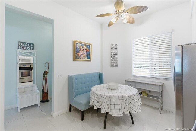 Foto del edificio - 1 Harbour Isle Dr E