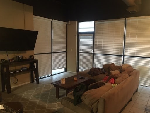 Foto del edificio - Bears Town Lofts