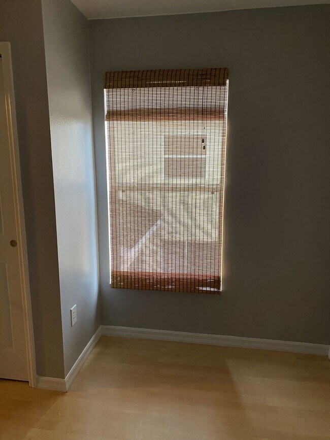 Foto del edificio - Townhome in Avalon Park