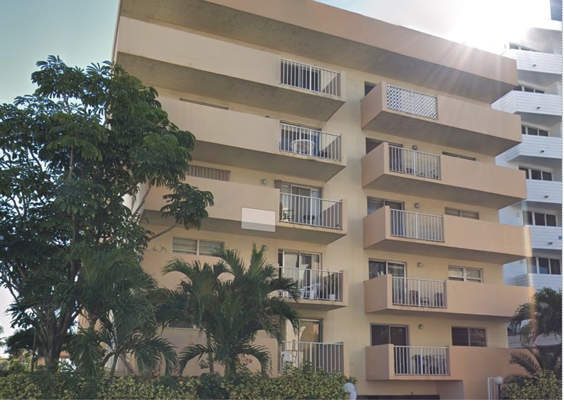 Edificio - King Richard's Condominium