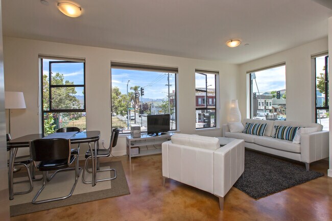 Building Photo - 6501 San Pablo Ave