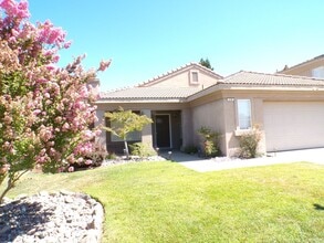 Building Photo - 3101 La Costa Ln