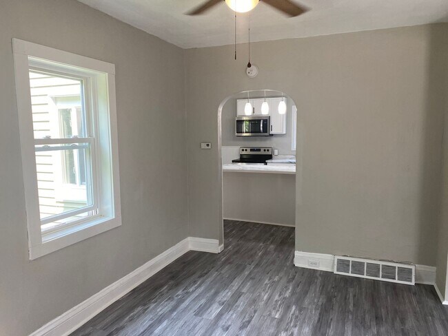 Building Photo - Single Family Home In Wausau