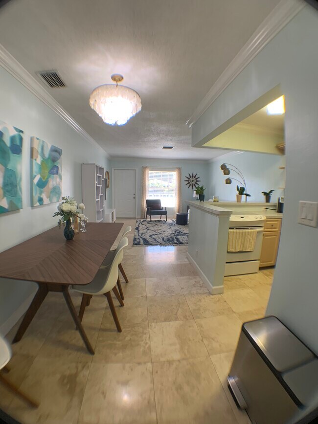 Foto del edificio - 3215 NE 15th St