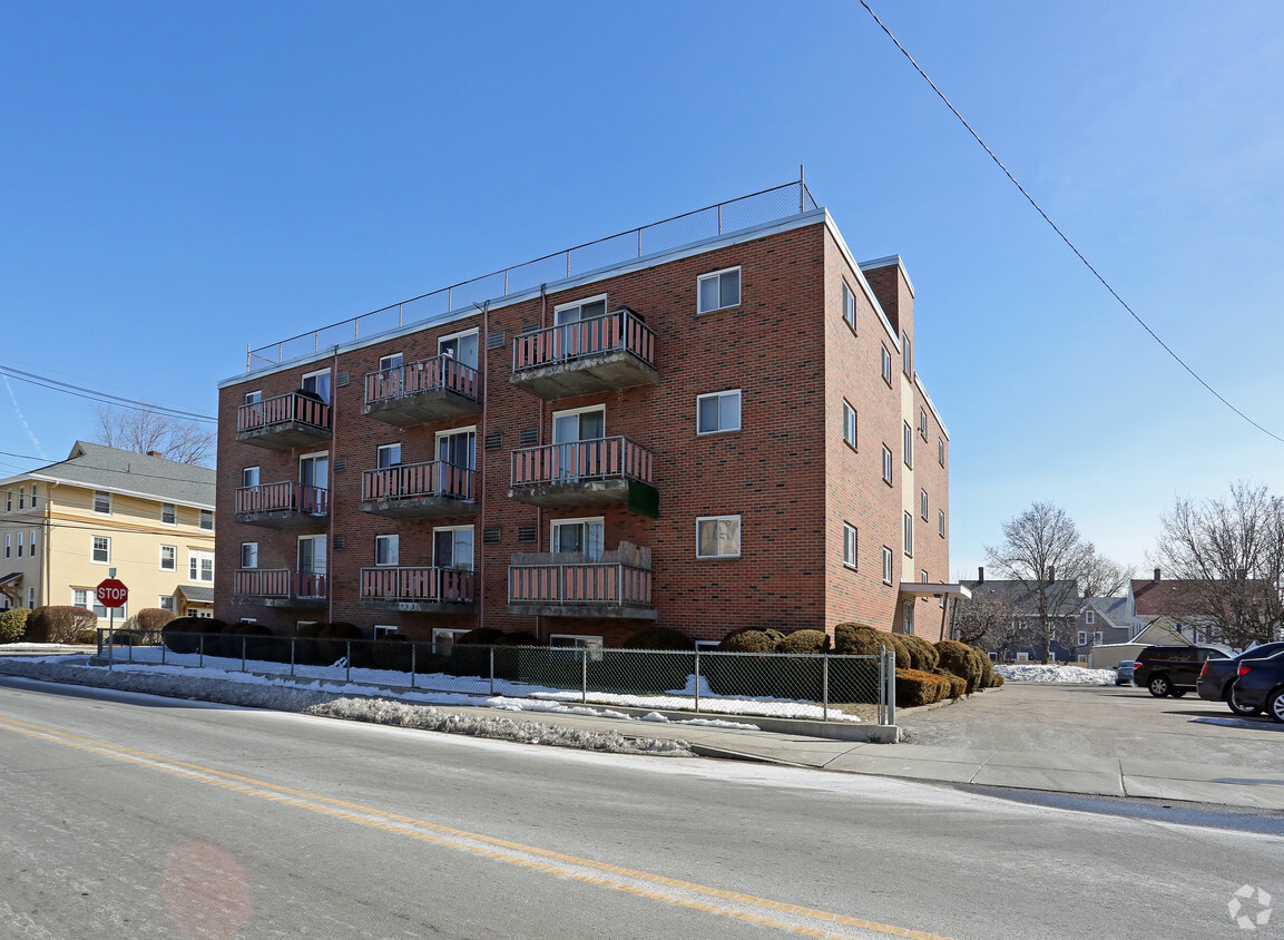 100 Waltham St, Watertown, Ma 02472 - Apartments In Watertown, Ma 