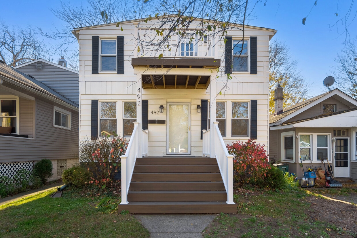Foto principal - 492 E Lewiston Ave