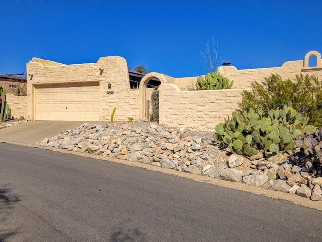 Foto del edificio - 2 Bedroom 2 Bathroom Townhome!!