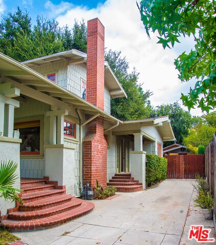 Building Photo - 5126 Hermosa Ave