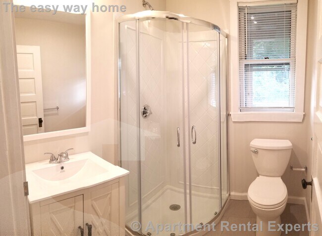 Foto del edificio - Inman / Central Square 4 bed, 2 Full Baths