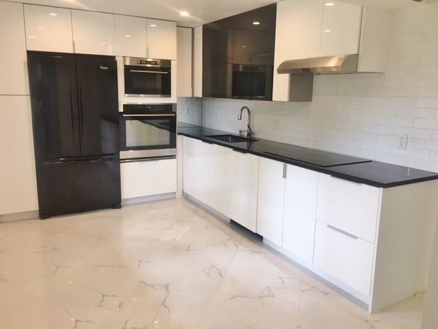 Amazing kitchen! - 535 Oaks Dr