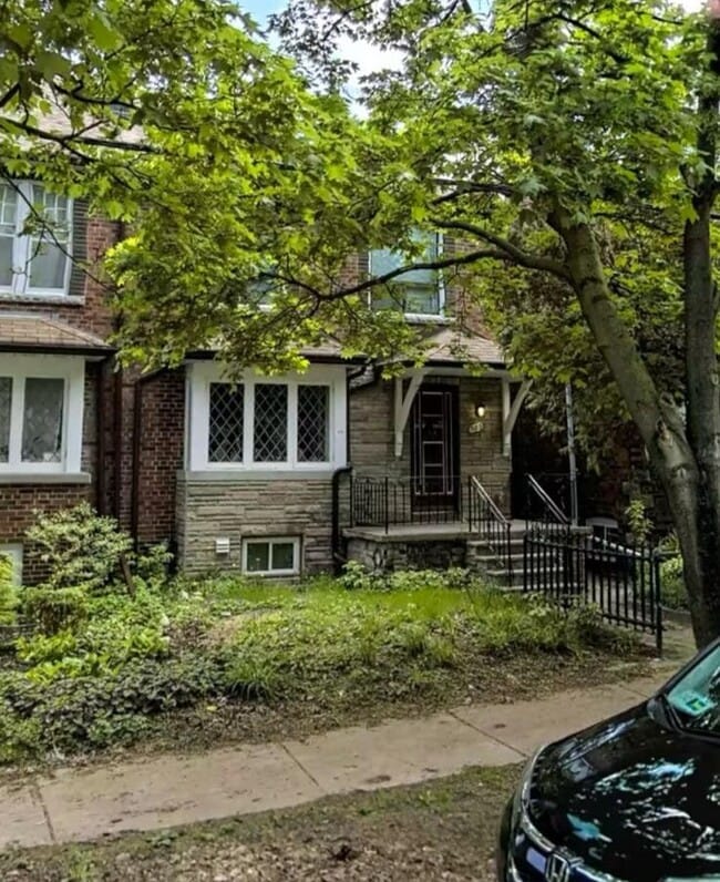 Building Photo - 507 Strathmore Blvd