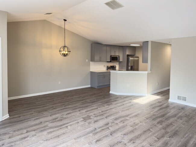 Foto del edificio - 7318F Sauerkraut Ln