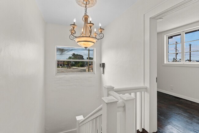 Foto del edificio - 402 S Franklin St