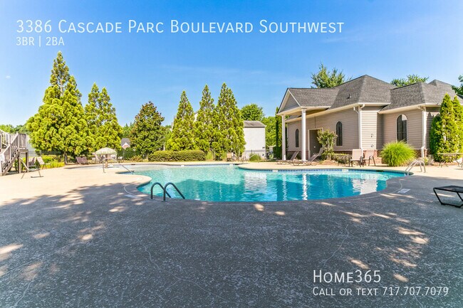 Building Photo - Magnifique 3 bed 2 bath with pool included!