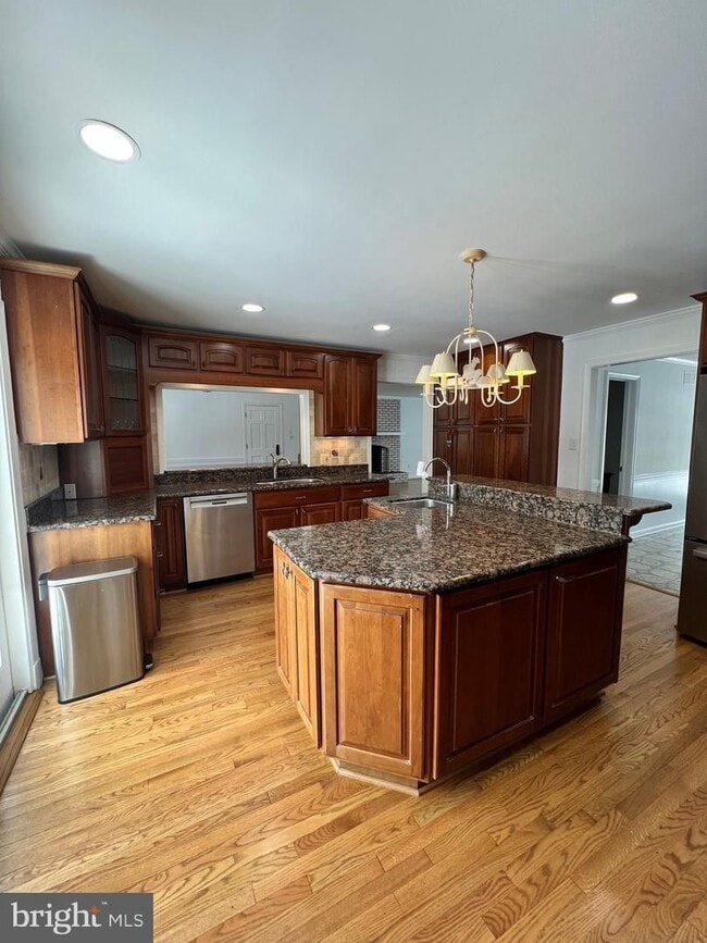 Building Photo - 1213 Perry William Dr