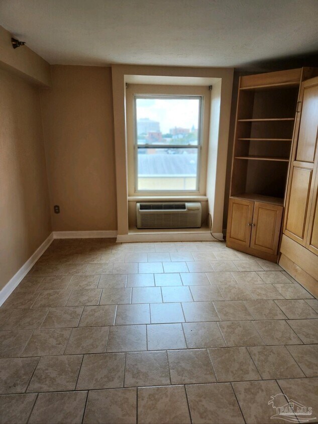 Foto principal - 224 E Garden St