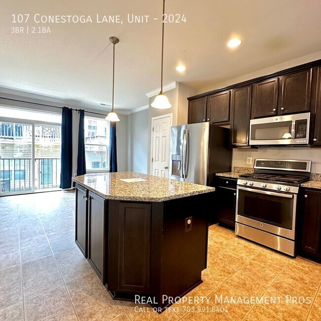 Building Photo - 3 Bed Townhome in Stafford!