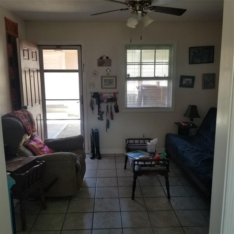 1032 Walling St Unit B, Houston, TX 77009 Apartment for Rent in