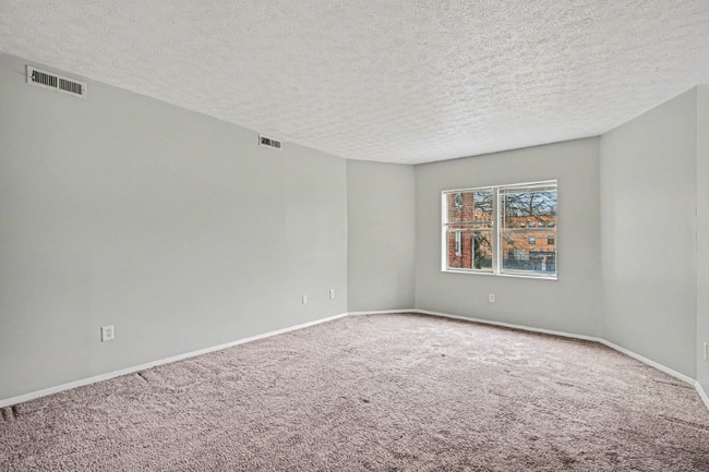 Foto del edificio - 562 Glenwood Ave