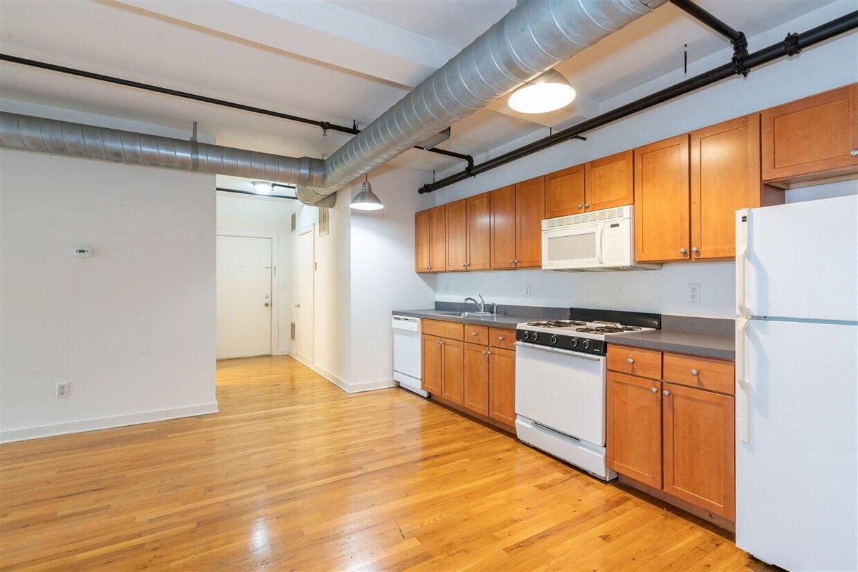 Primary Photo - 505 4th St