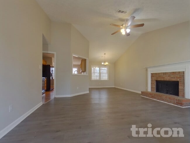 Building Photo - 420 Austin Dr