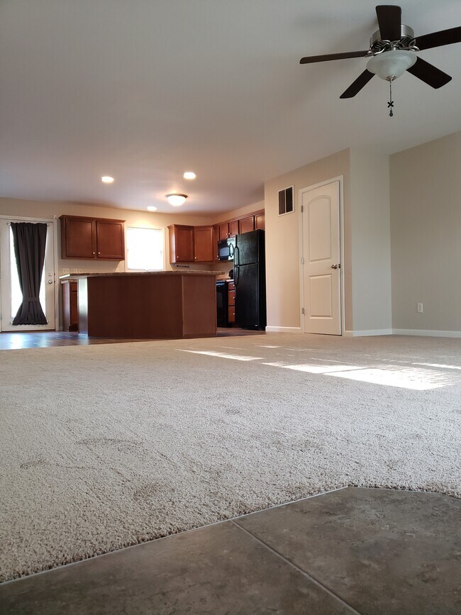 Foto del edificio - 1726 Glenbridge Rd