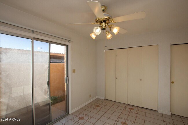 Foto del edificio - 502 W Yukon Dr