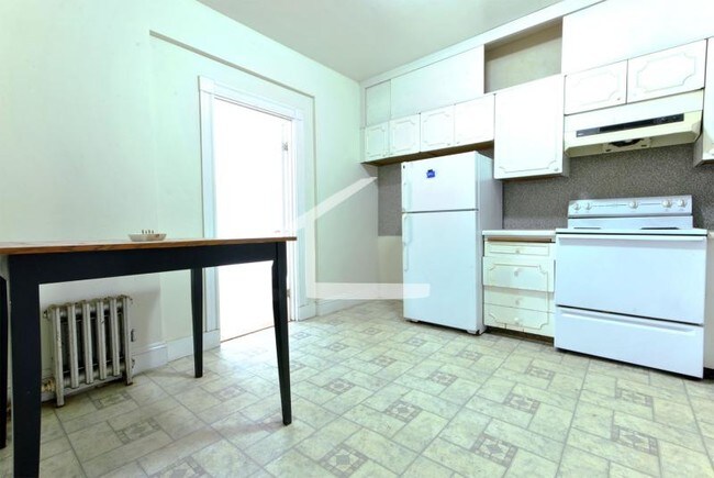 Foto del edificio - 1232 Beacon St