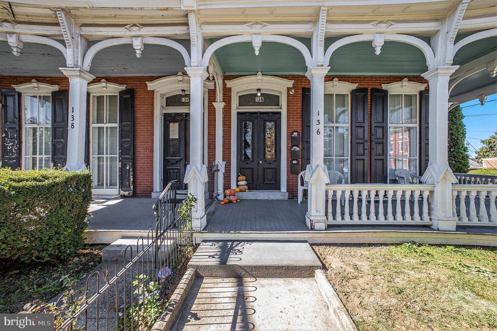 Primary Photo - 136 Gay St