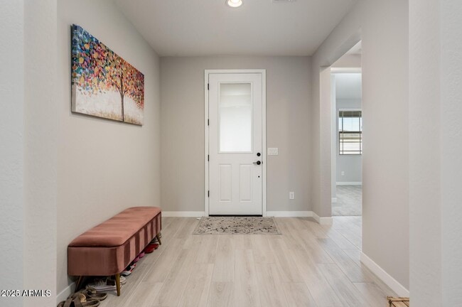 Foto del edificio - 5127 N 183rd Dr