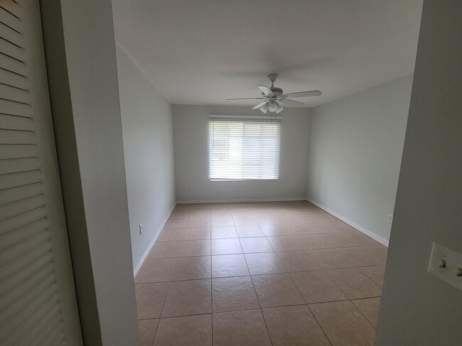 Building Photo - 4101  San Marino Boulevard 107 West Palm B...