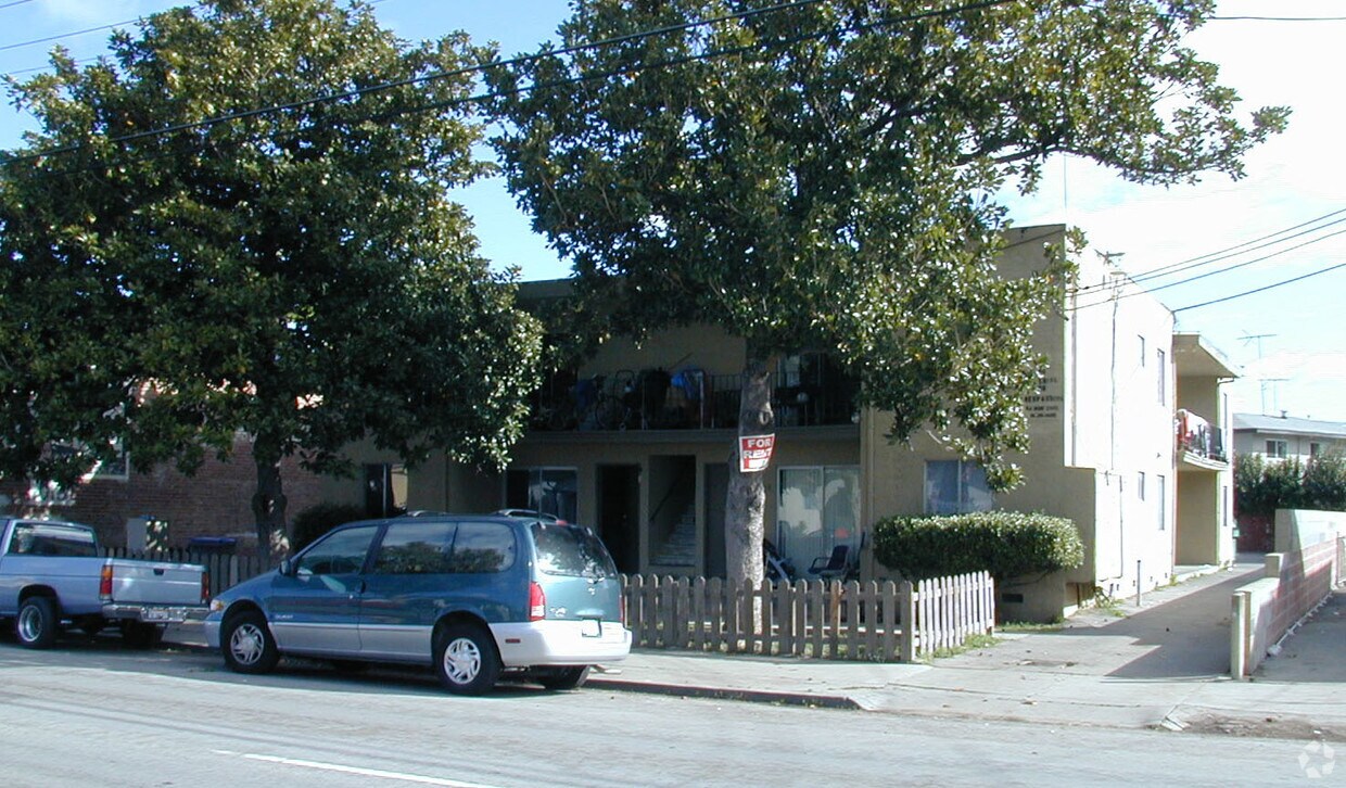 Building Photo - 1020 Almaden Ave