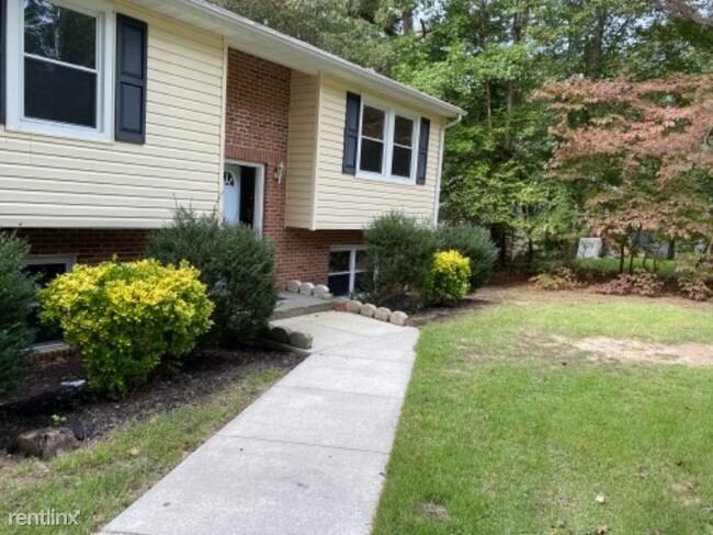 Building Photo - 5 br, 3 bath House - 283 Land or