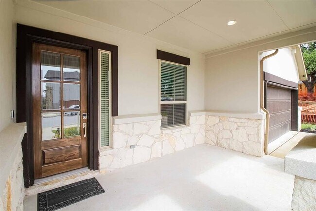 Building Photo - 212 Panzano Dr