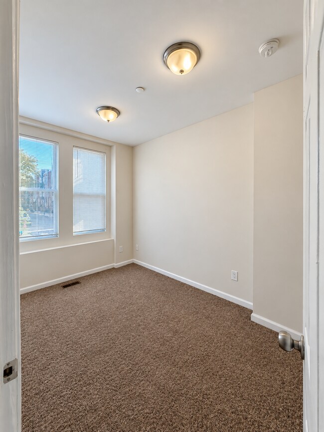 Photo - 1725 W. Berks Street Apartment