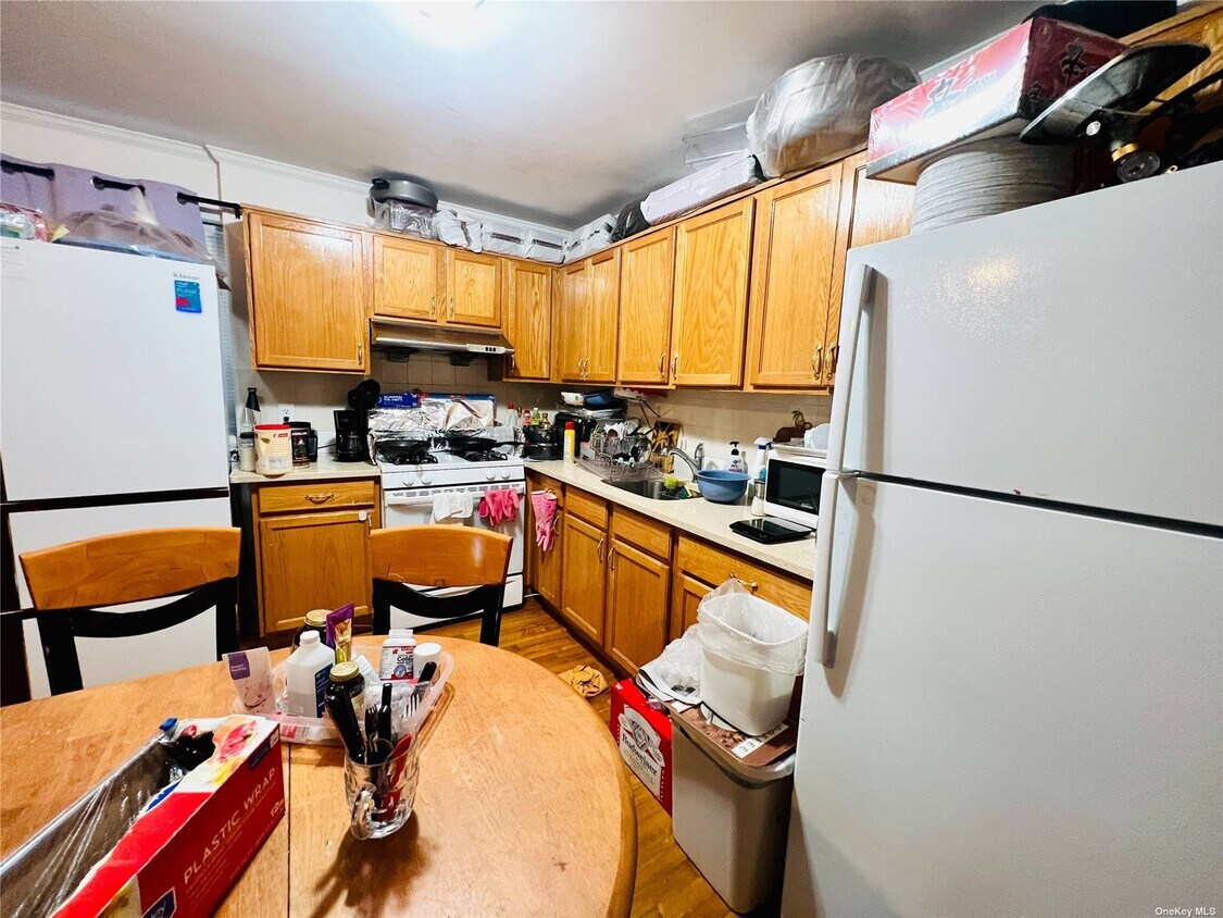 431843157 157th St Unit 1st Fl, Queens, NY 11355 Room for Rent in