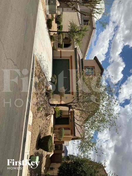 Primary Photo - 2883 Ardoch Ave