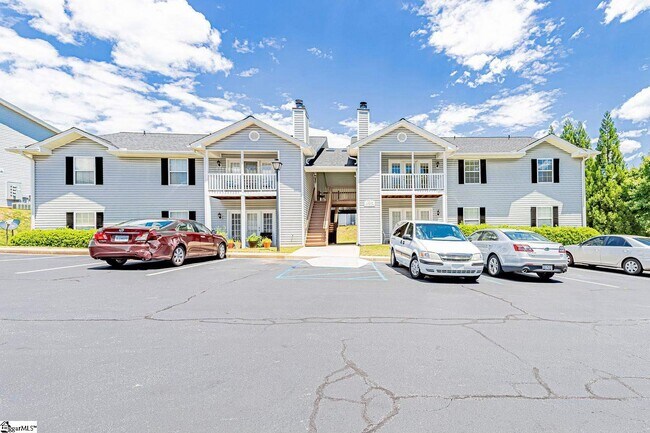 Building Photo - 408 Pelham Square Way