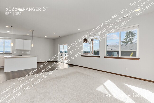 Building Photo - 5125 Granger St