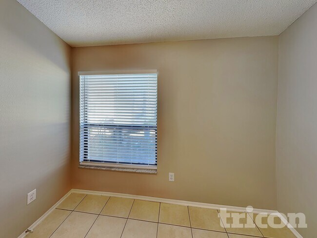 Foto del edificio - 470 N Sundance Dr